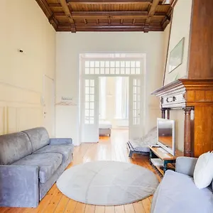 Felix Delhasse Apartment Brüssel