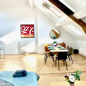 Apartment Sam In